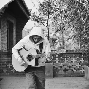 400部酒店情侣偷拍视频
